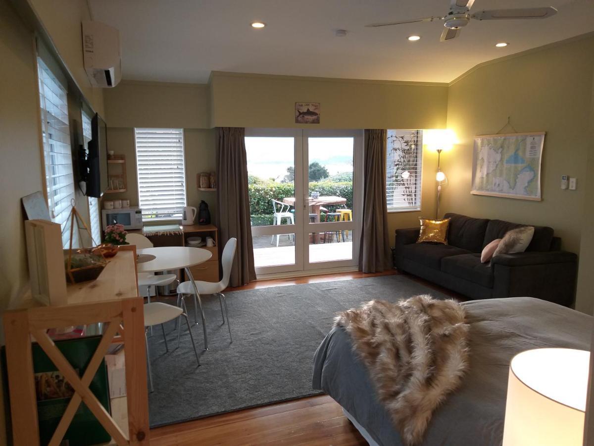 Charlies@Hilltop Deluxe Retreat Bed & Breakfast Taupo Bagian luar foto